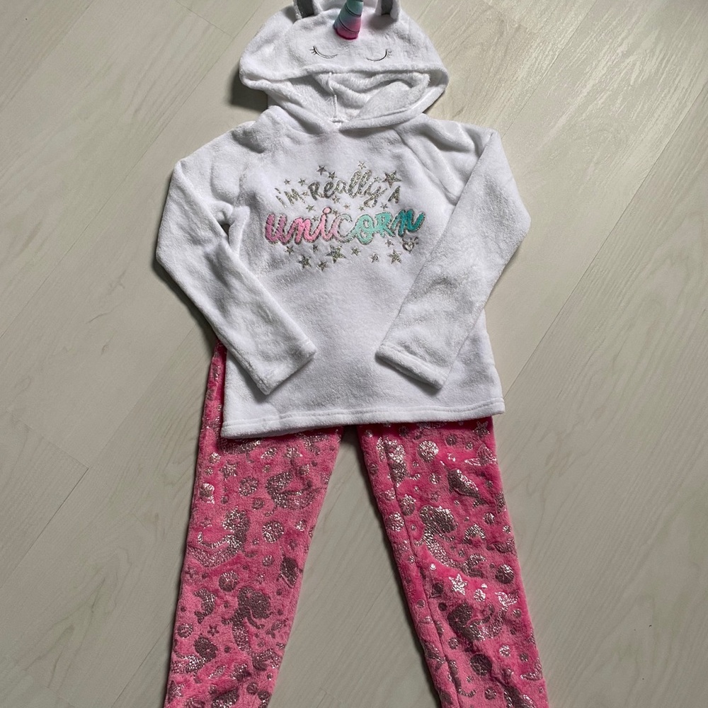 Girls Justice Lounge  Wear size 10, Like New